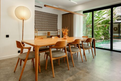 Вилла с 4 спальнями в Чангу, Бадунг,  (9882) 5