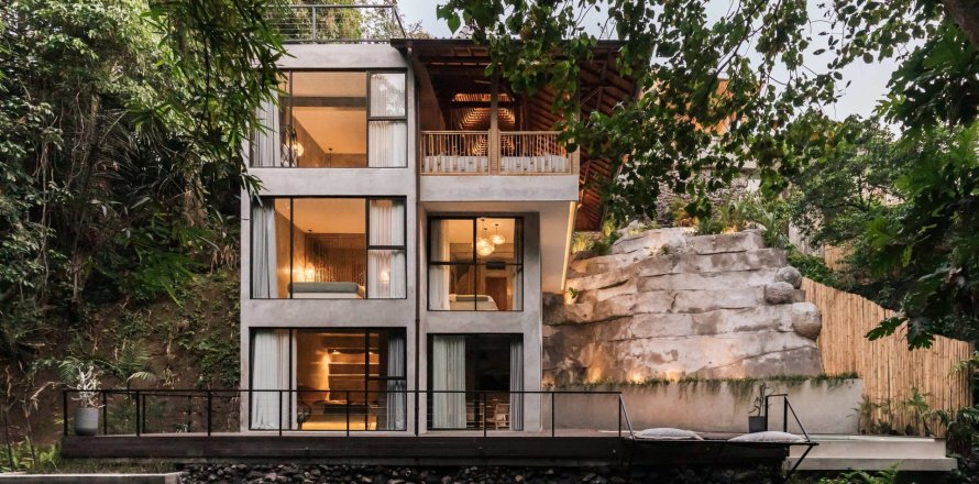 Вилла с 4 спальнями в Убуд, Гианьяр, (9736)