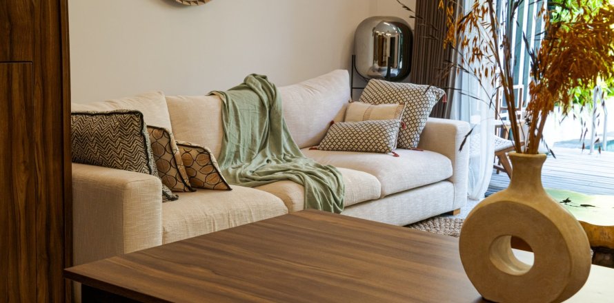 Вилла с 2 спальнями в Чангу, Бадунг,  (9880)