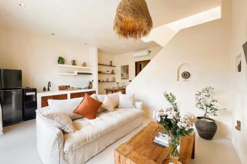 Вилла с 2 спальнями в Керобокан, Бадунг,  (9172) 6