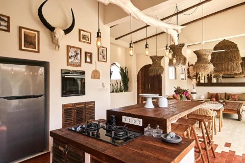 Вилла с 3 спальнями в Керобокан, Бадунг,  (9759) 5