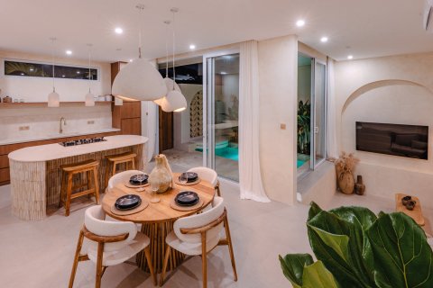 2 bedrooms Villa in Canggu, Badung, Bali (10657)