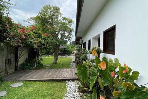 4 bedrooms Villa in Denpasar,  (9633) 19