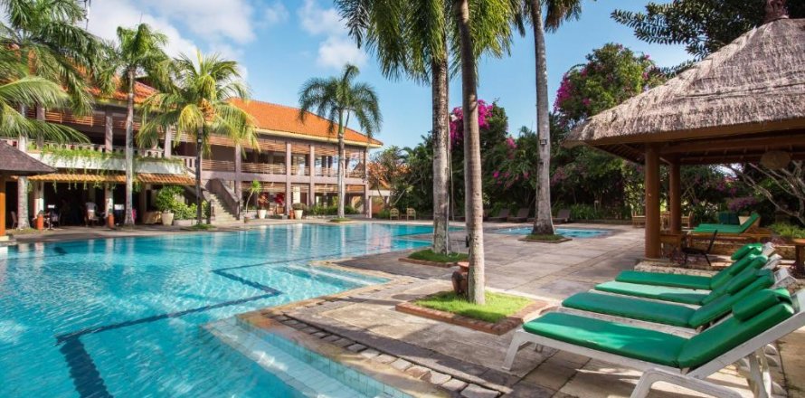 Квартира с 2 спальнями в Нуса Дуа, Бадунг,  (8894)