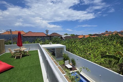 Недвижимость с 4 спальнями в Семиньяк, Бадунг,  (8888) 10