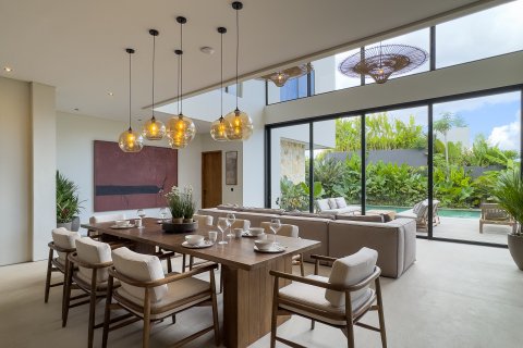 4 bedrooms Villa in Canggu, Badung, Bali (10651)