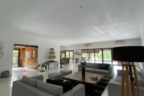4 bedrooms Villa in Denpasar,  (9633) 4