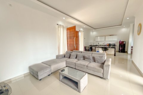 Вилла с 3 спальнями в Нуса Дуа, Бадунг,  (8910) 4