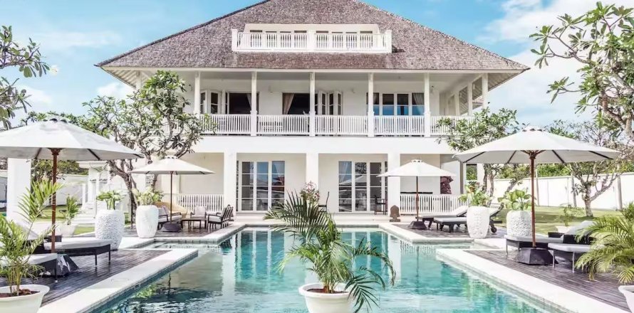 8 bedrooms Villa in Canggu, Badung, Bali (10707)