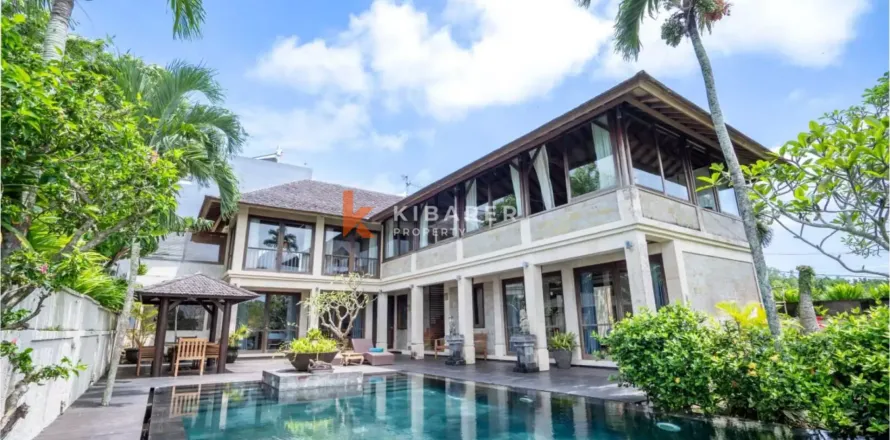 4 bedrooms Villa in Ungasan, Badung, Bali (14084)