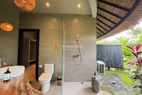 5 bedrooms Villa in Badung, Bali (13149) 12