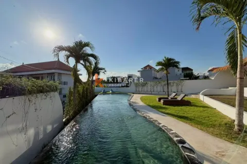 4 bedrooms Villa in Canggu, Badung, Bali (13152) 17