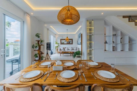 4 bedrooms Villa in Tibubeneng, Badung, Bali (14503) 7