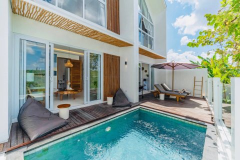 4 bedrooms Villa in Tibubeneng, Badung, Bali (14503)
