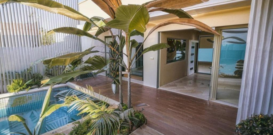3 bedrooms Villa in Denpasar, Bali (14500)