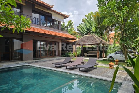 4 bedrooms Villa in Canggu, Badung, Bali (14805)