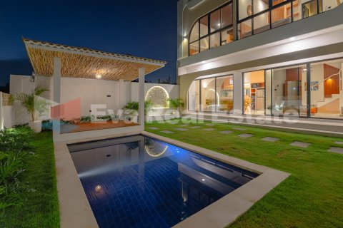 2 bedrooms Villa in Lovina, Anturan, Buleleng, Bali (14800) 4