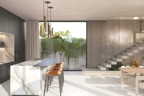 Вилла с 4 спальнями в OCEANIQ 2, Беноа, Бадунг, Бали (10589)