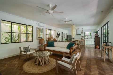 4 bedrooms House in Pererenan, Mengwi, Badung, Bali (15609) 14