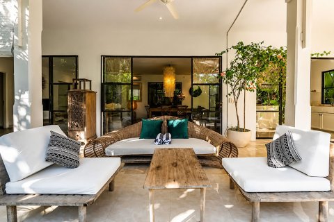 4 bedrooms House in Pererenan, Mengwi, Badung, Bali (15609) 2