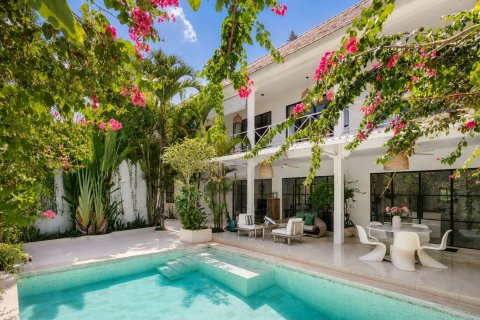 4 bedrooms House in Pererenan, Mengwi, Badung, Bali (15609)