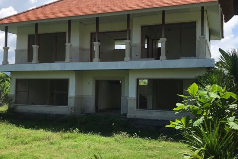 Земельный участок в Булеленг,  (9485) 1