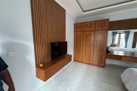 Вилла с 6 спальнями в Менгви, Бадунг,  (9484) 10