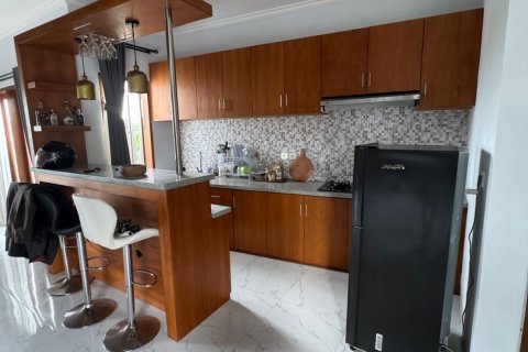 Вилла с 6 спальнями в Менгви, Бадунг,  (9484) 15