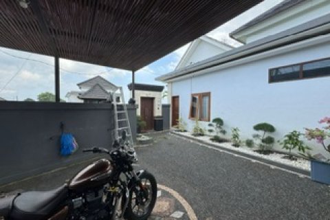 Вилла с 6 спальнями в Менгви, Бадунг,  (9484) 3