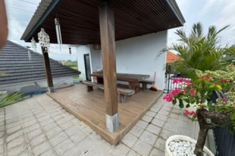 Вилла с 6 спальнями в Менгви, Бадунг,  (9484) 1