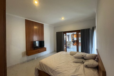 Вилла с 6 спальнями в Менгви, Бадунг,  (9484) 8