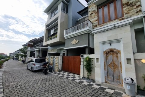 Дом с 2 спальнями в Денпасар,  (9483) 5