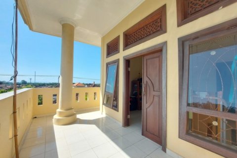 Дом с 6 спальнями в Нуса Дуа, Бадунг,  (9489) 4