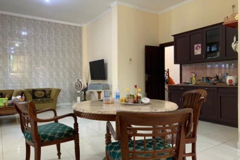 Дом с 6 спальнями в Нуса Дуа, Бадунг,  (9489) 2