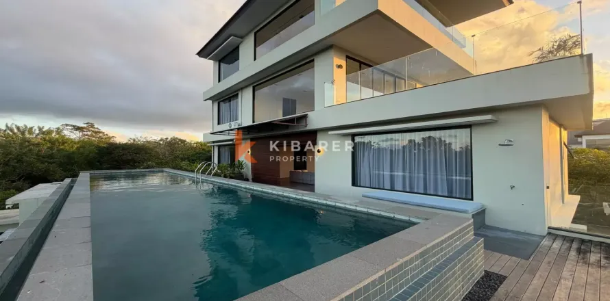 4 bedrooms Villa in Jimbaran, Badung, Bali (12450)