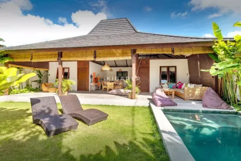 2 bedrooms Villa in Kerobokan, Badung, Bali (12828)