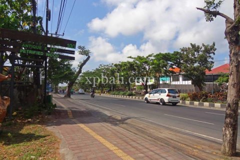 364m2 Commercial property in Seminyak, Badung,  (9215) 1