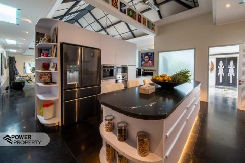 Вилла с 4 спальнями в Южный Денпасар, Денпасар, (9216) 14