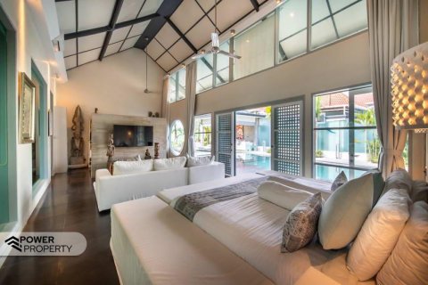 Вилла с 4 спальнями в Южный Денпасар, Денпасар, (9216) 30