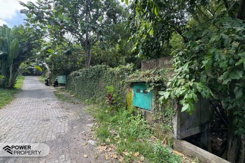 Земельный участок 1850м2 в Чангу, Бадунг,  (9213) 3