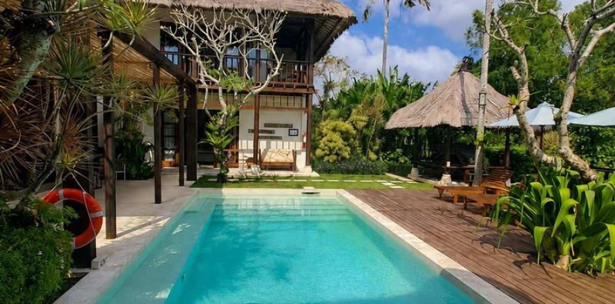 4 bedrooms Villa in Jimbaran, Badung, Bali (15839)