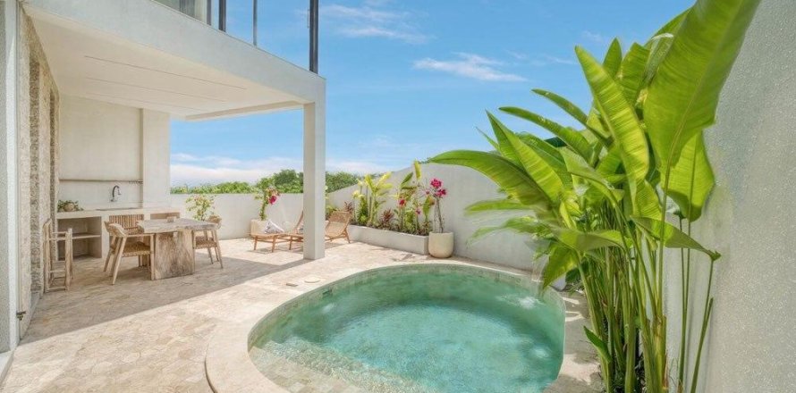 3 bedrooms Villa in South Kuta, Badung, Bali (14957)