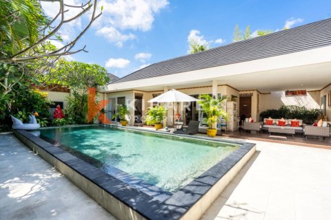 3 bedrooms Villa in Seminyak, Badung, Bali (13675)