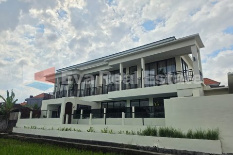 2 bedrooms Villa in Tibubeneng, Badung, Bali (14750)