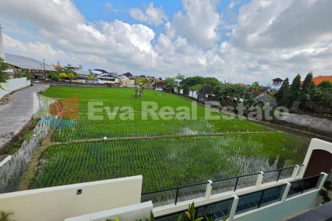 2 bedrooms Villa in Tibubeneng, Badung, Bali (14750) 18