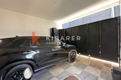 Вилла с 3 спальнями в Керобокан, Бадунг, Бали (13305) 23