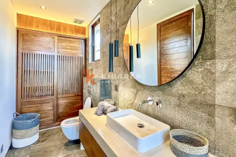 4 bedrooms Villa in Badung, Bali (13765) 11