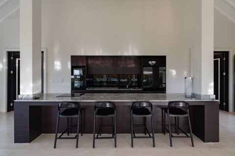 5 bedrooms Villa in Munggu, Mengwi, Badung, Bali (15672) 8