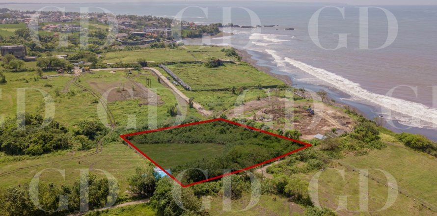 Land in Beraban, Kediri, Tabanan, Bali (15671)
