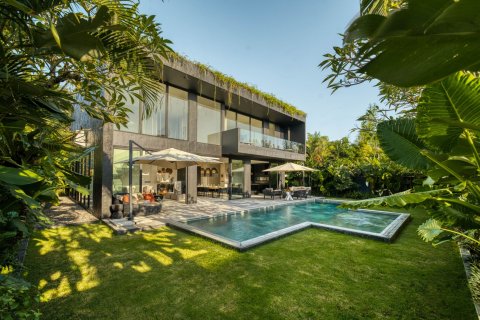 4 bedrooms House in Kerobokan, Badung, Bali (15673)